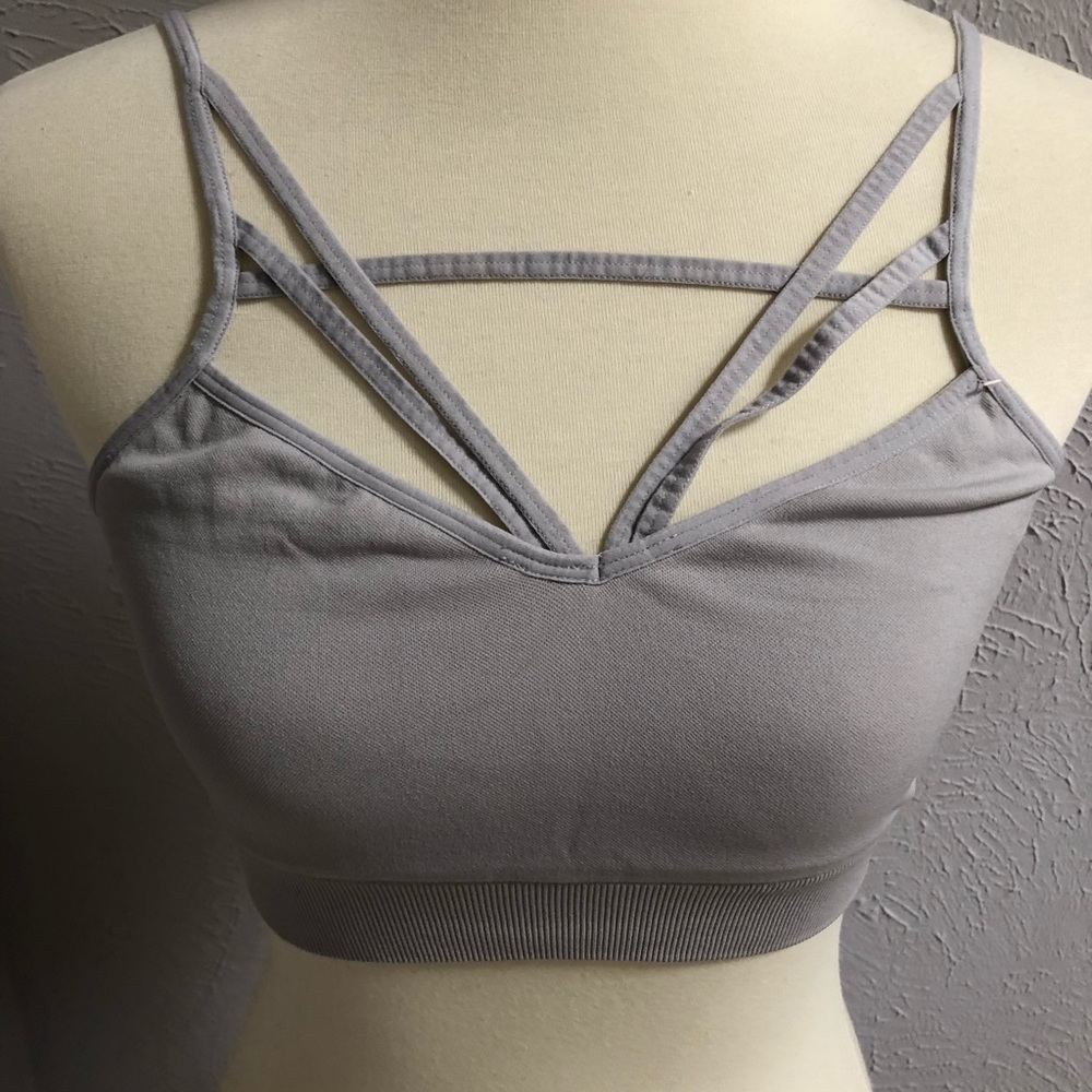 PINK Victoria’s Secret sports bra